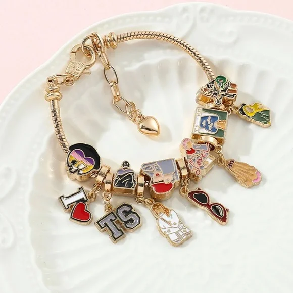 NWT TAYLOR SWIFT Eras Music Album Charm Bracelet perfect for Swiftie - Picture 4 of 6